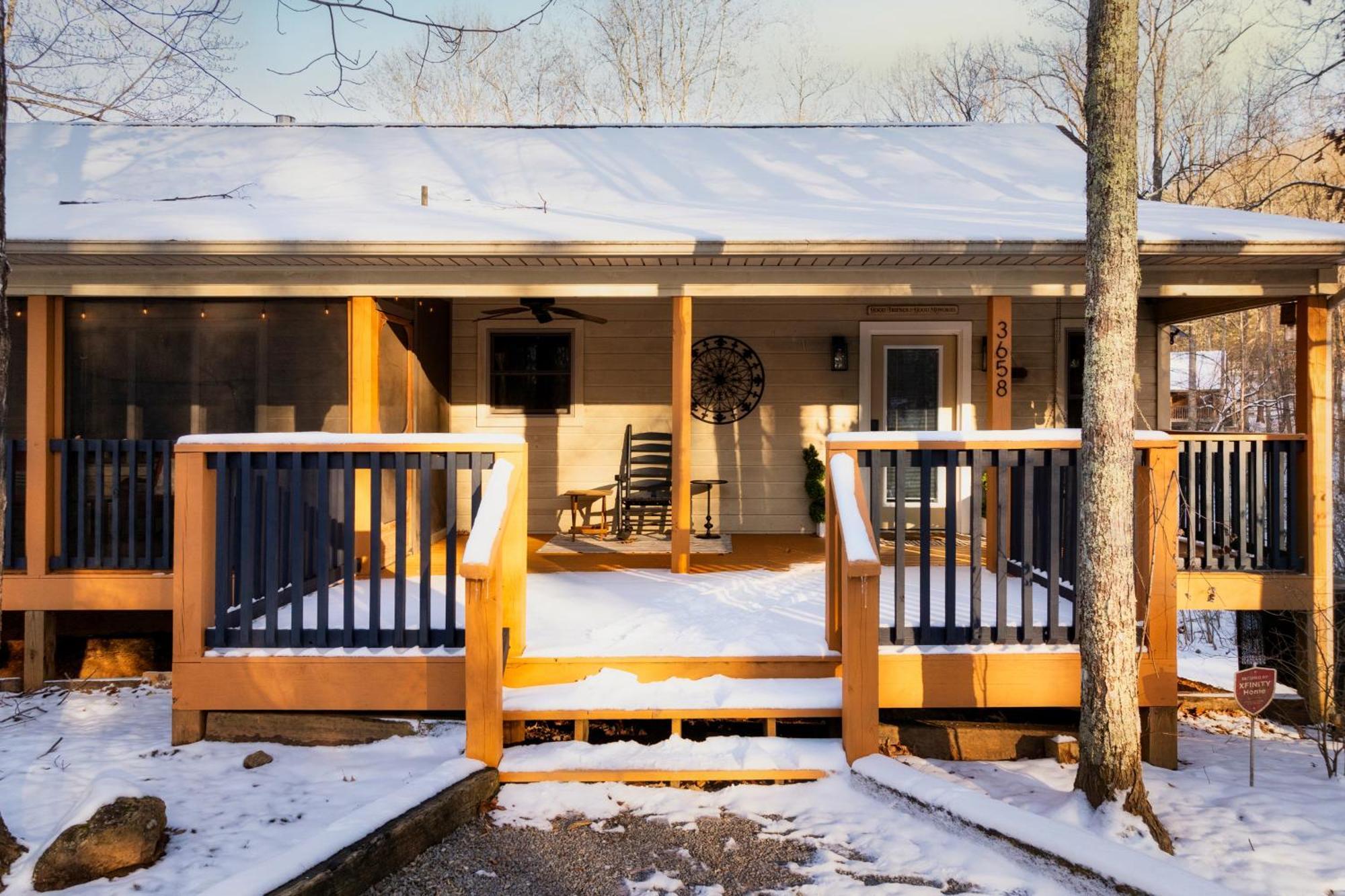 The Moondance Cabin By Lightfoot Stays Vacation Rentals 塞维尔维尔 外观 照片